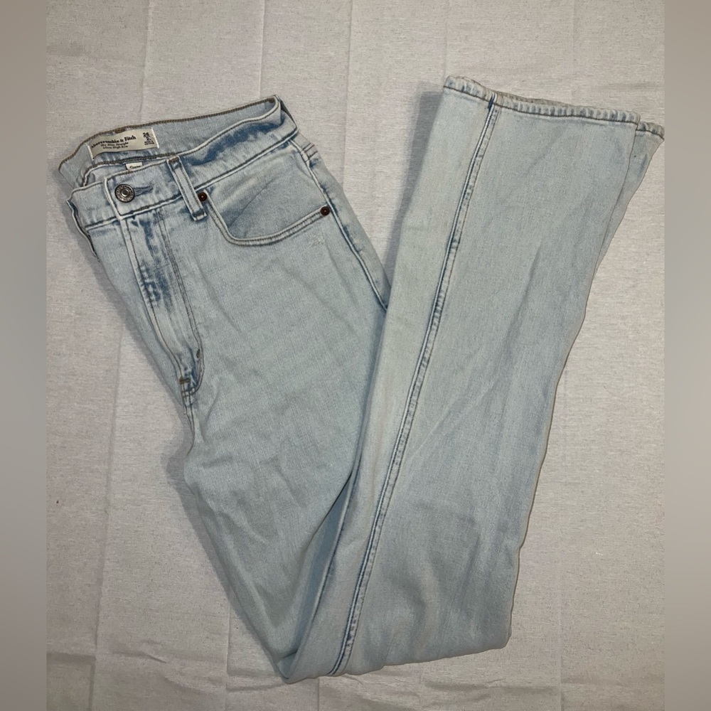Abercrombie & Fitch Light Wash Straight Leg Jeans